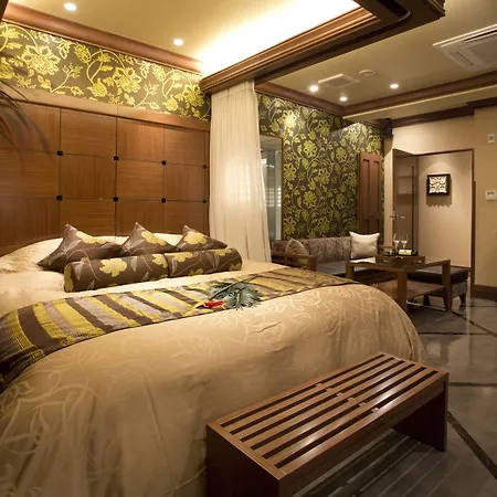 Hotel And Spa Lotus Modern (Adults Only)-3